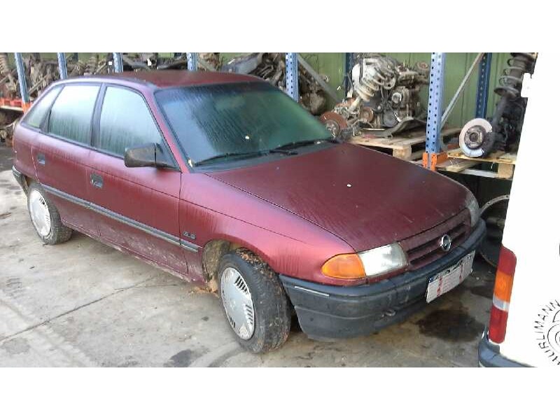 opel astra f berlina del año 1993