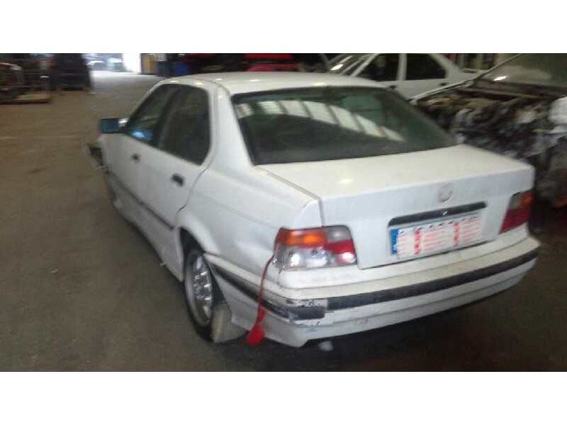 bmw serie 3 berlina (e36) del año 1995