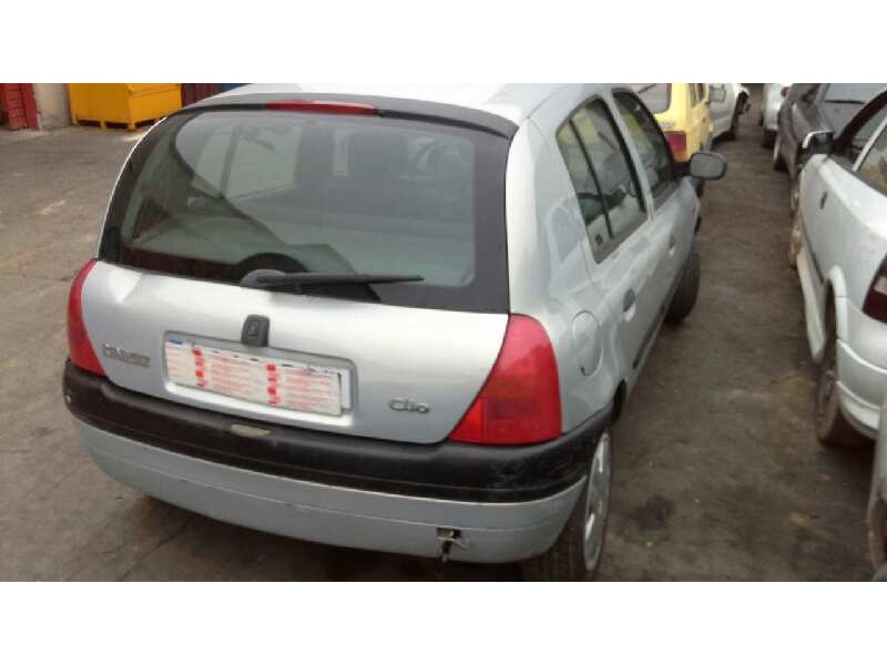 renault clio ii fase i (b/cbo) del año 2001