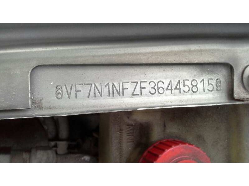 citroen xsara berlina del año 1999