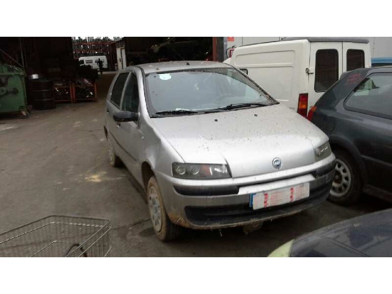 fiat punto berlina (188) del año 2000