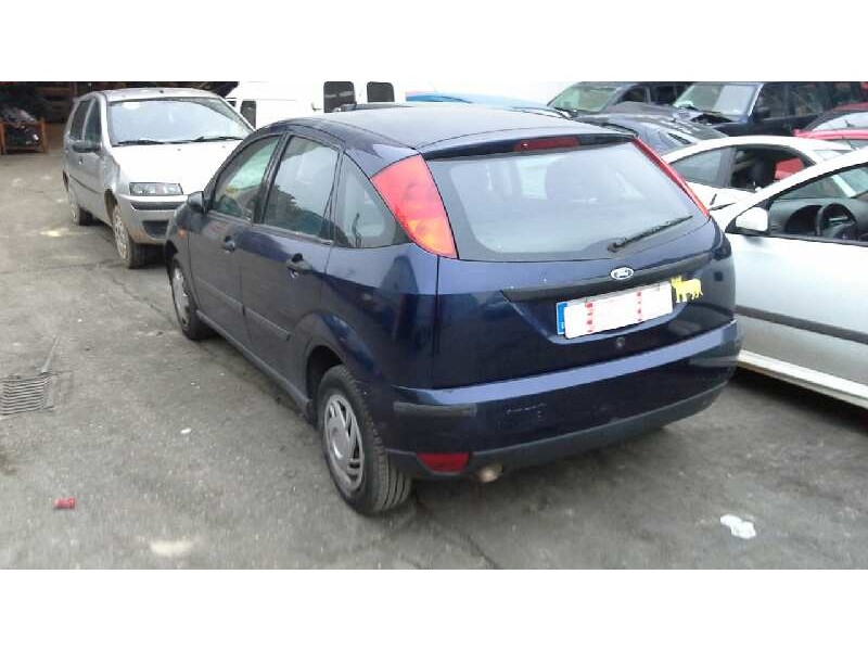 ford focus berlina (cak) del año 1999