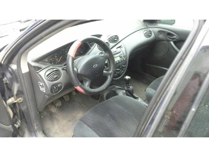 ford focus berlina (cak) del año 1999