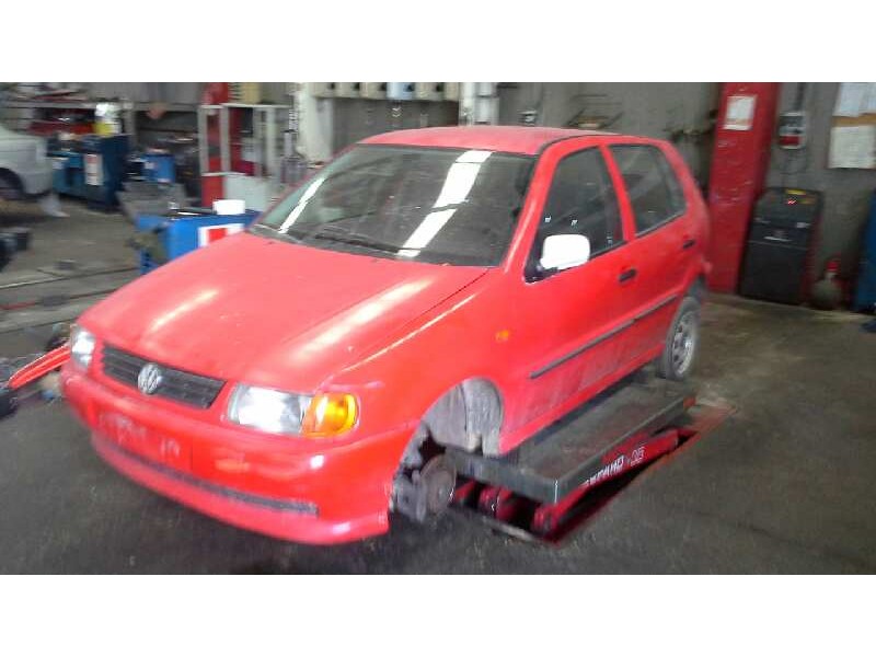 volkswagen polo berlina (6n1) del año 1997