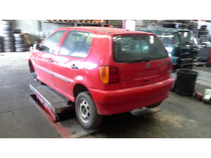 volkswagen polo berlina (6n1) del año 1997