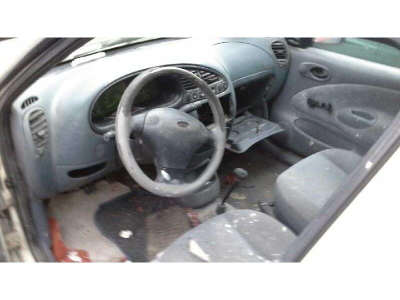 ford fiesta berl./courier del año 1997