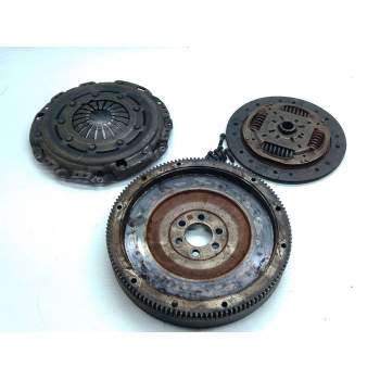 KIT EMBRAGUE 04B105273 