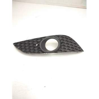 Recambio de rejilla paragolpes derecha para opel astra h ber. 1.7 16v cdti referencia OEM IAM 375768702  
