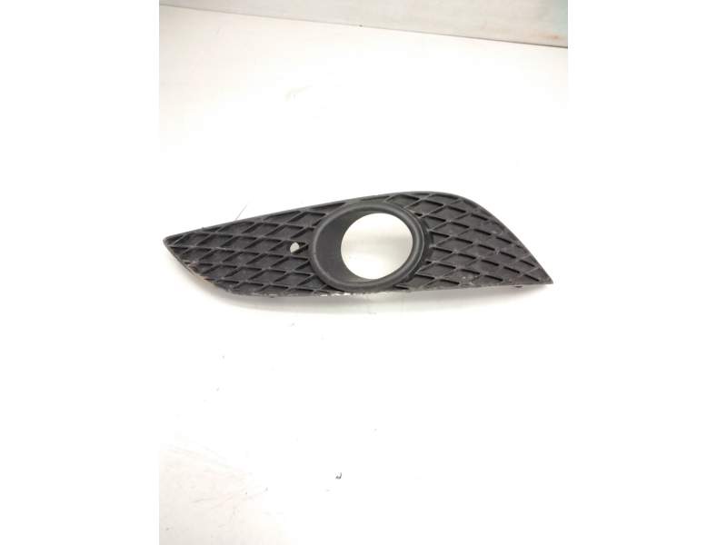 Recambio de rejilla paragolpes derecha para opel astra h ber. 1.7 16v cdti referencia OEM IAM 375768702  