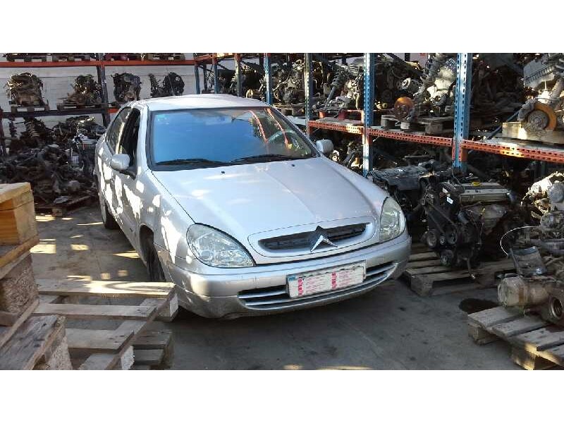 citroen xsara berlina del año 2001