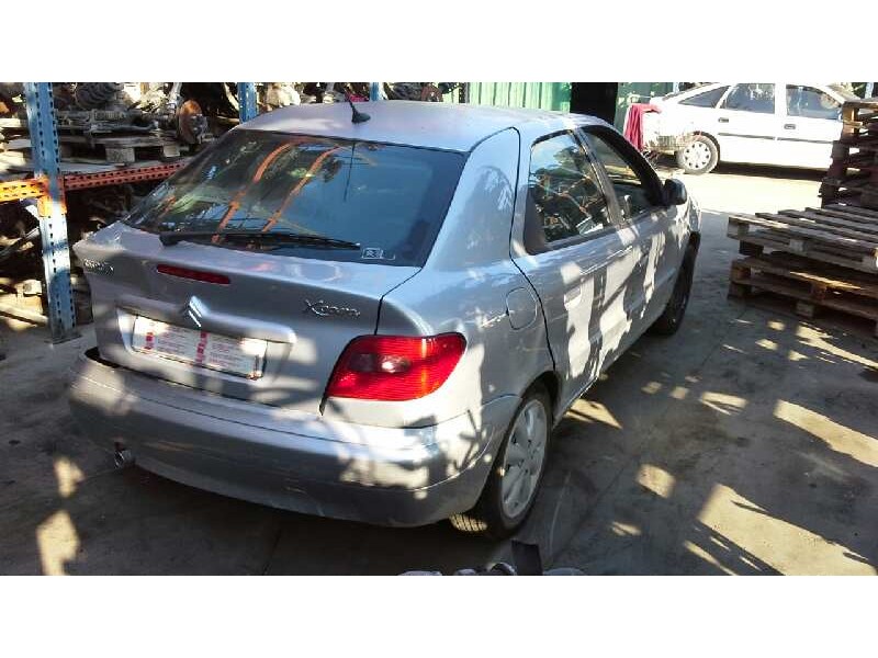 citroen xsara berlina del año 2001