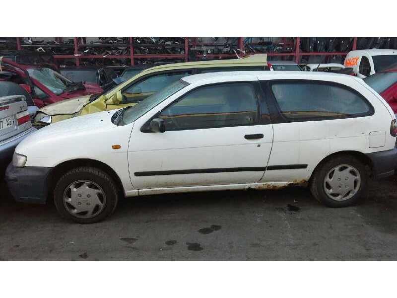 nissan almera (n15) del año 1998