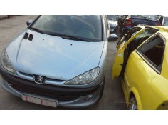 peugeot 206 berlina del año 2001 2