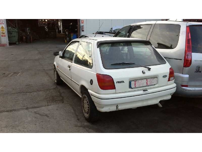 ford fiesta berl./courier del año 1994