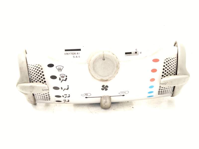 Recambio de mando calefaccion aire acondicionado para toyota aygo (_b1_) 1.0 (kgb10_) referencia OEM IAM 69617026  