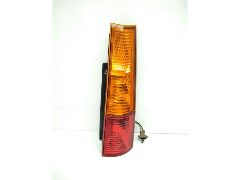 Recambio de piloto trasero derecho para suzuki ignis rm (mh) básico referencia OEM IAM 3565086G00000 P3052 