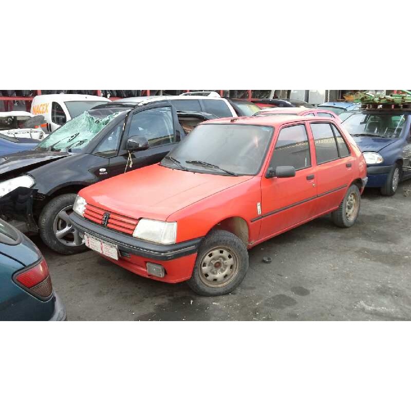 peugeot 205 berlina del año 1994