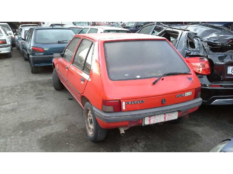 peugeot 205 berlina del año 1994