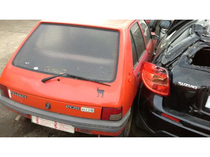peugeot 205 berlina del año 1994