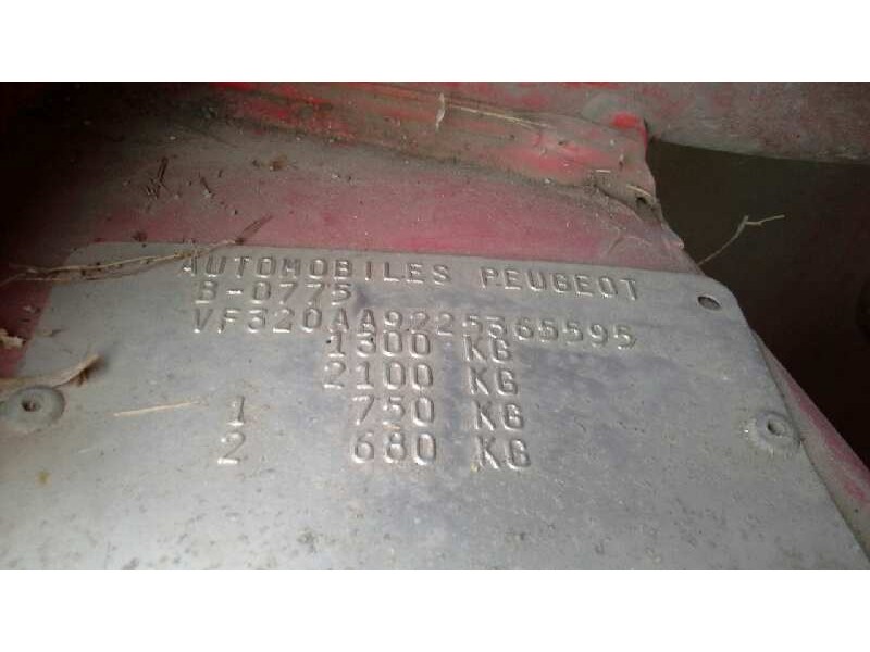 peugeot 205 berlina del año 1994