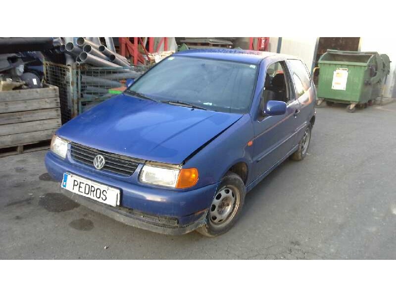volkswagen polo berlina (6n1) del año 1995
