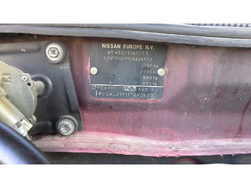 nissan primera berlina (p11) del año 2000