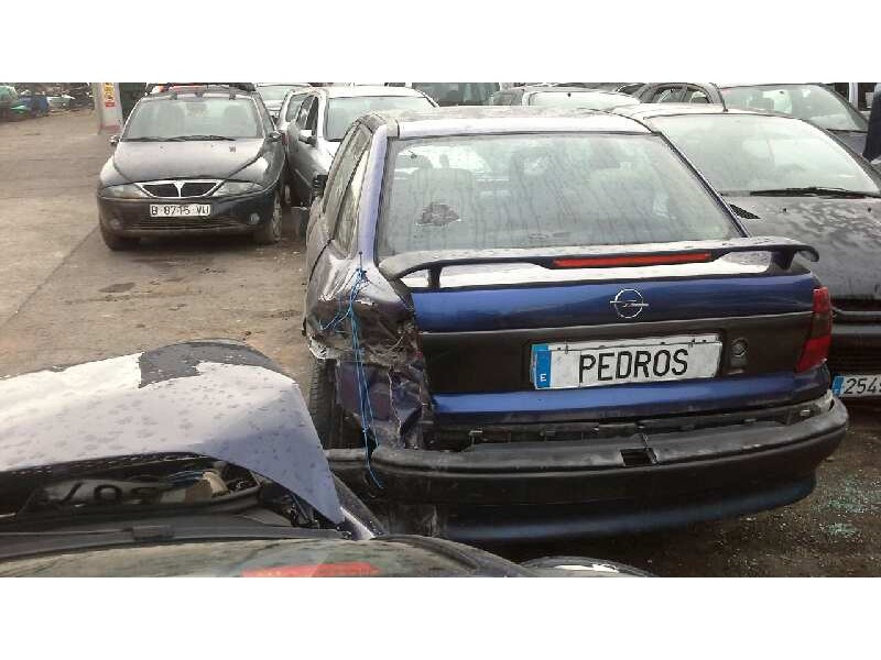 opel astra f berlina del año 1995