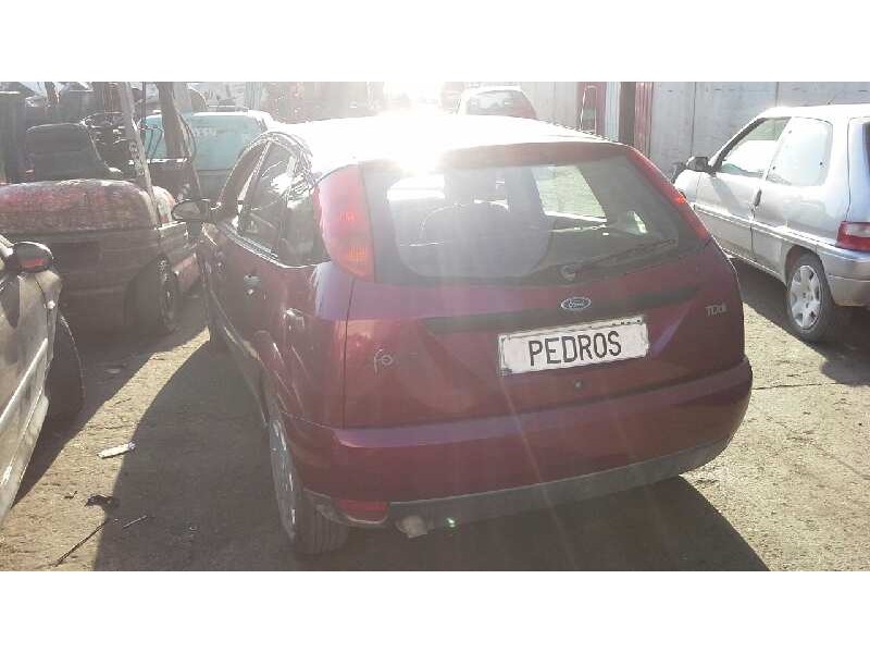 ford focus berlina (cak) del año 1999