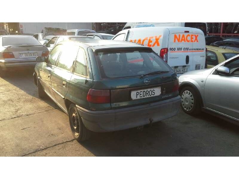 opel astra f berlina del año 1997