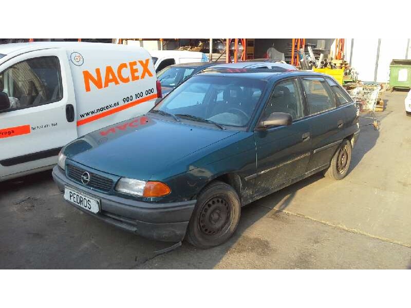 opel astra f berlina del año 1997