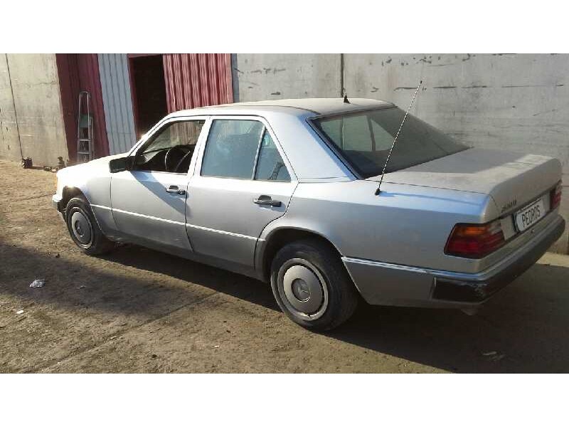 mercedes clase e (w124) berlina del año 1993