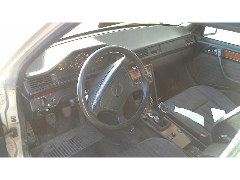 mercedes clase e (w124) berlina del año 1993