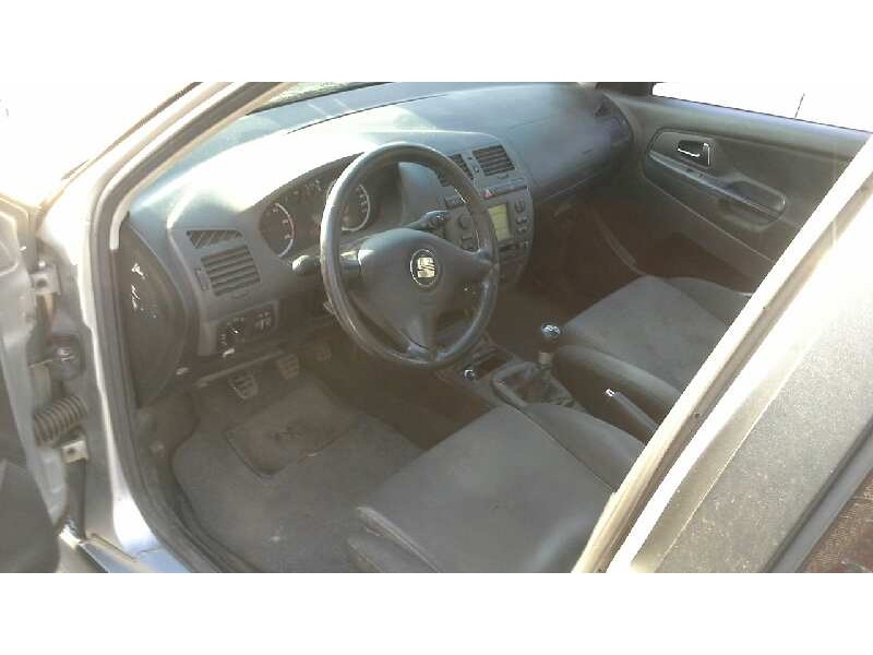 seat ibiza (6k1) del año 2000