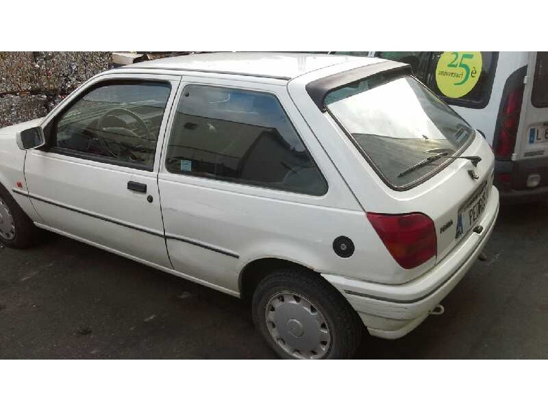 ford fiesta berl./courier del año 1993