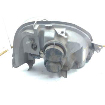 Recambio de faro izquierdo para nissan interstar furgoneta (x70) dci 100 referencia OEM IAM 8200163516E  