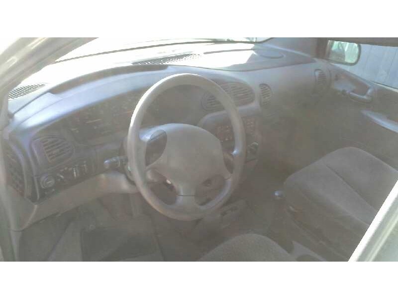 chrysler voyager (gs) del año 1998