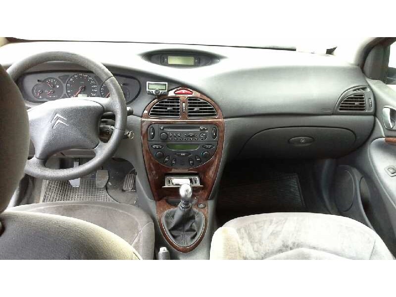 citroen c5 berlina del año 2003