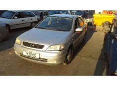 opel astra g berlina del año 1999