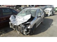 peugeot 206 berlina del año 2000