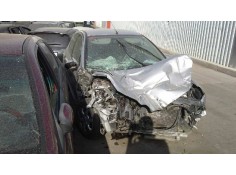 peugeot 206 berlina del año 2000 2