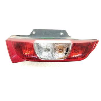 Recambio de piloto trasero derecho para peugeot bipper (aa_) 1.3 hdi 75 referencia OEM IAM 121518953 13202F 01353205080E