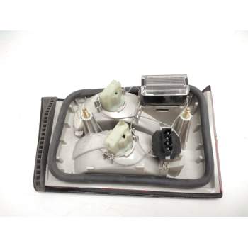 Recambio de piloto trasero derecho porton para bmw serie 5 berlina (e34) 535i referencia OEM IAM 1384012R  