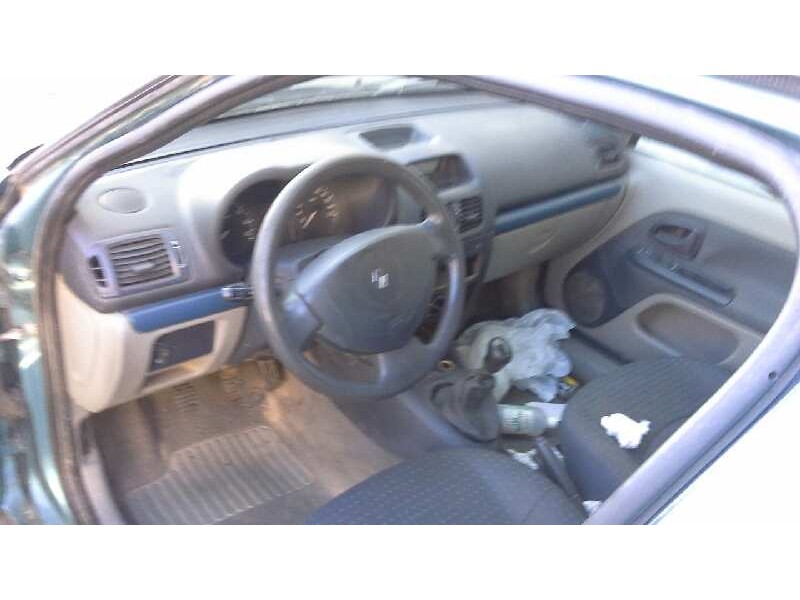 renault clio ii fase ii (b/cb0) del año 2004