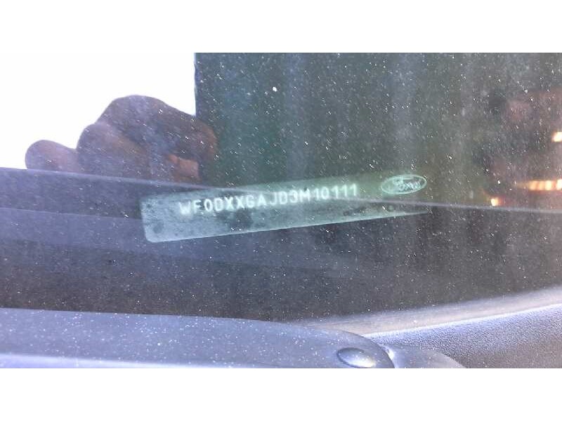 ford fiesta (cbk) del año 2004