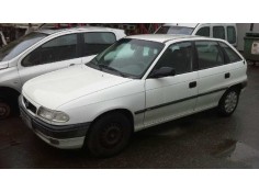 opel astra f berlina del año 1996