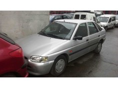 ford escort berlina/turnier del año 1998