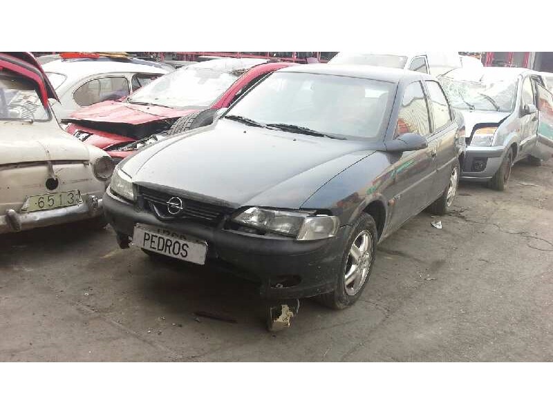 opel vectra b berlina del año 1998