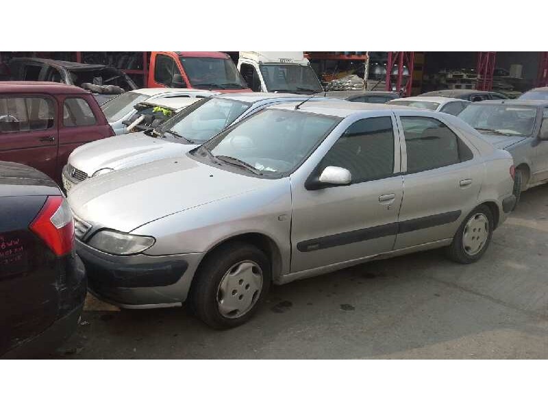 citroen xsara berlina del año 1999