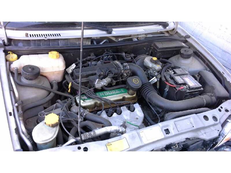 ford fiesta berlina (dx) del año 2002