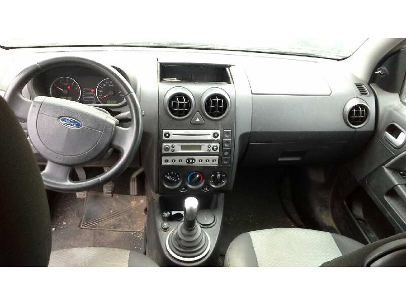 ford fusion (cbk) del año 2004